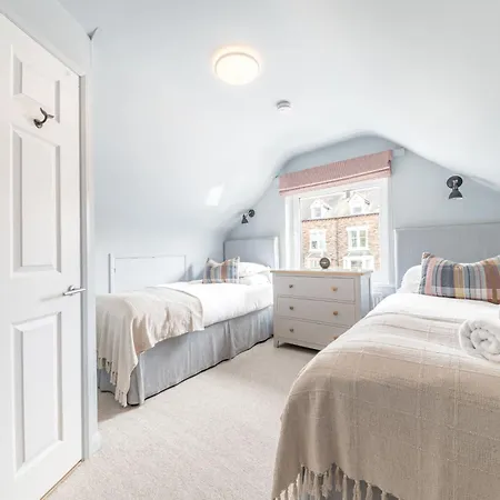 Cherry Garth Hot Tub Hire Available