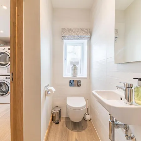 Cherry Garth Hot Tub Hire Available Κέσγουικ